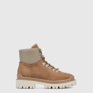 Boots^Aquatalia Cynthia Whiskey