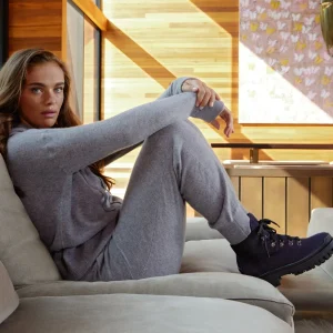 Boots^Aquatalia Cynthia Navy