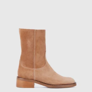 Boots^Aquatalia Georgetta Whiskey