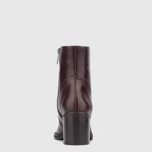 Boots^Aquatalia Janella Chocolate