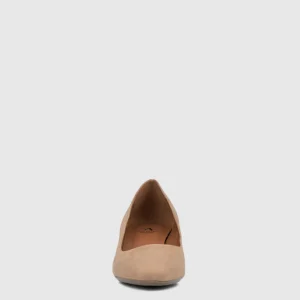 Heels^Aquatalia Pasha Champagne