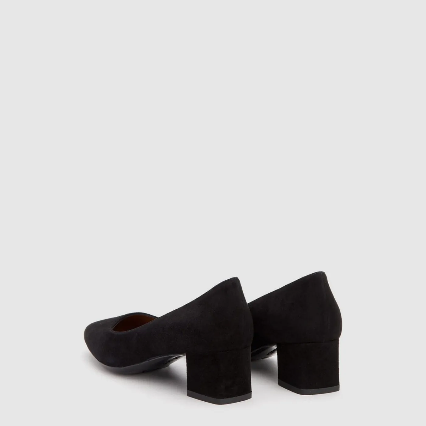 pasha_2-8.webp Heels^Aquatalia Pasha Black