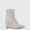 Boots^Aquatalia Pauletta Ivory